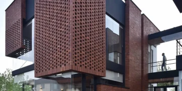 پروژه خانه آجری مازیار در رویان - اثر دفتر معماری نقش خاک